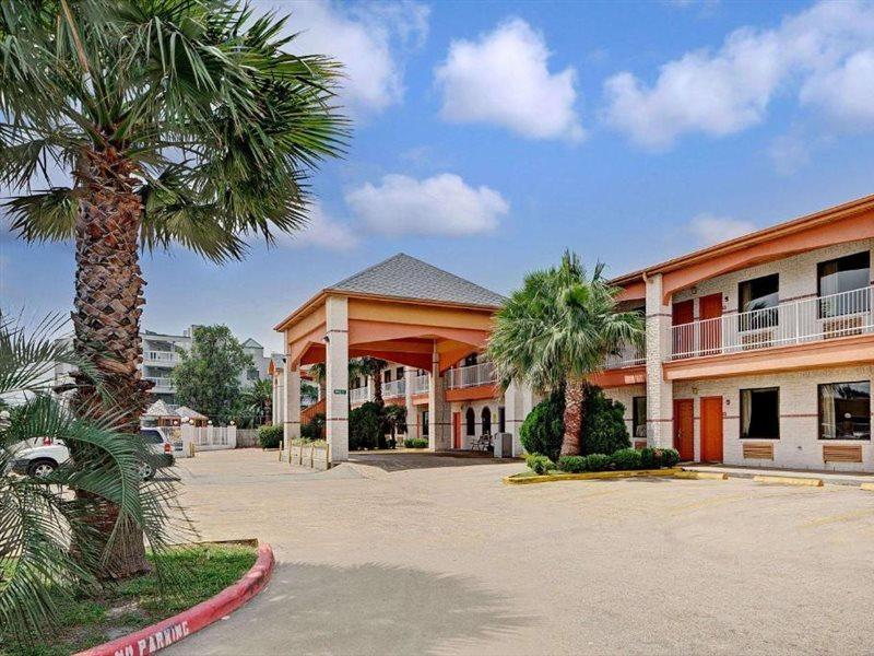 Super 8 By Wyndham Galveston Hotel Eksteriør billede