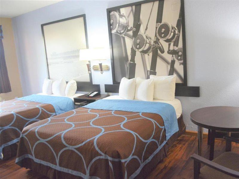Super 8 By Wyndham Galveston Hotel Eksteriør billede