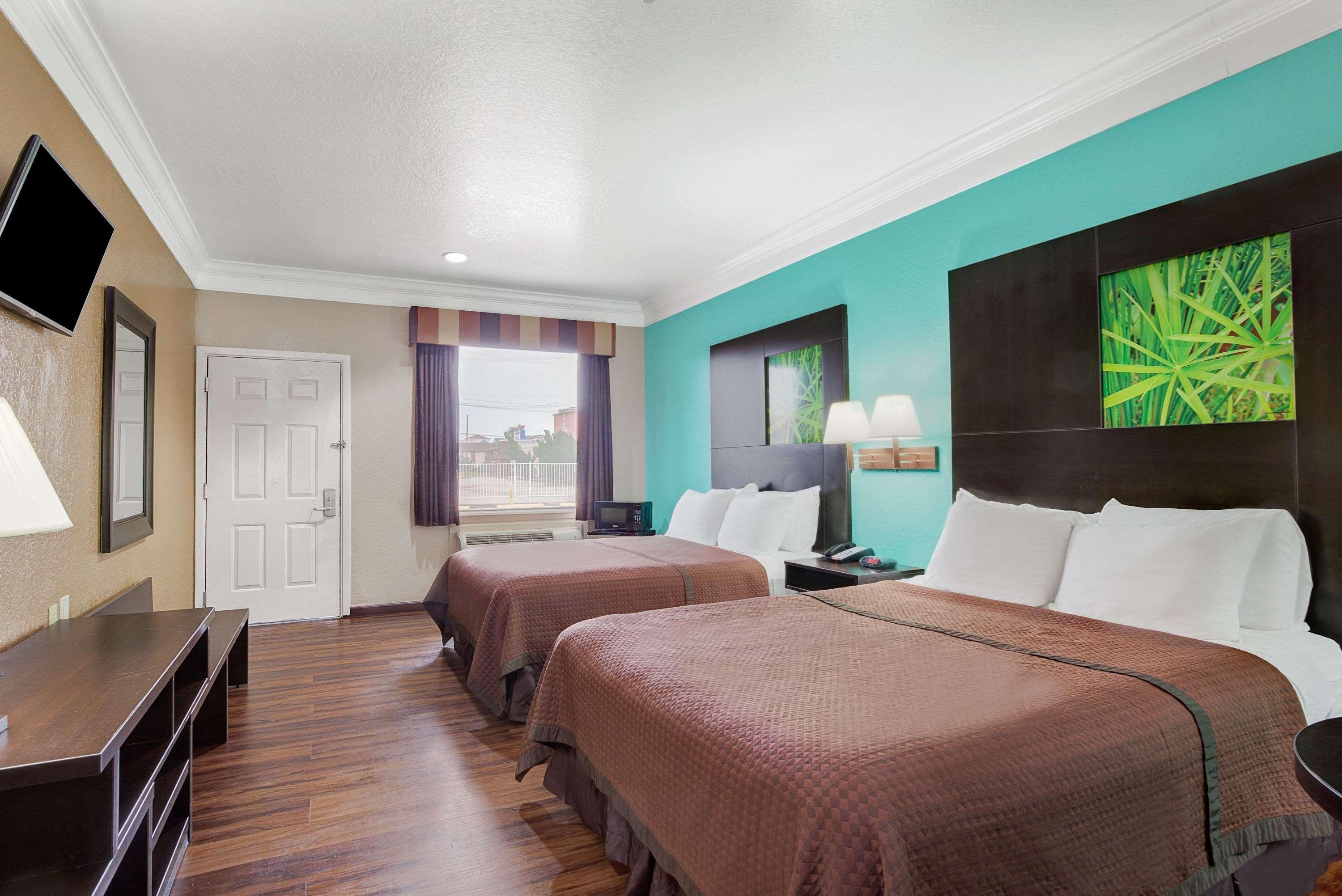 Super 8 By Wyndham Galveston Hotel Eksteriør billede