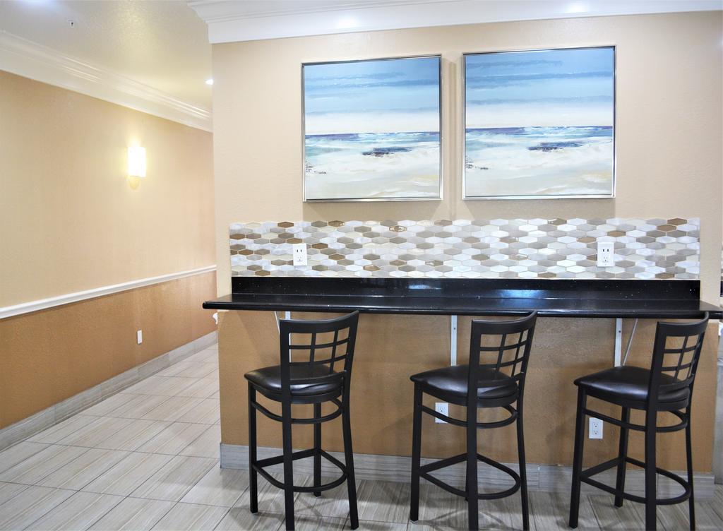 Super 8 By Wyndham Galveston Hotel Eksteriør billede